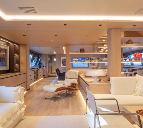 Yacht CAOZ 14, Mediterranean sailing yacht CHARTERWORLD Luxury